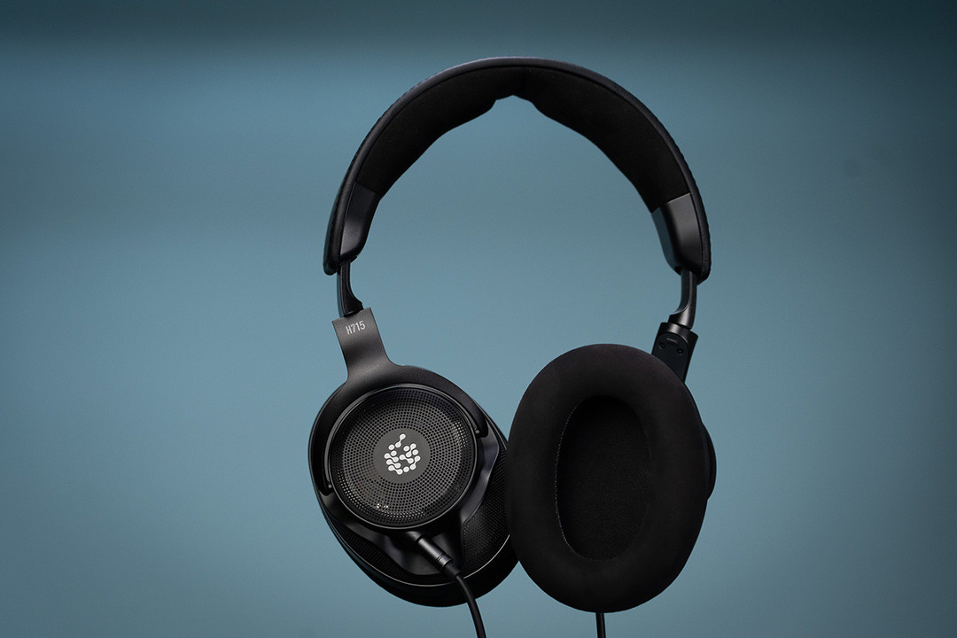 casque H715 reference adam audio