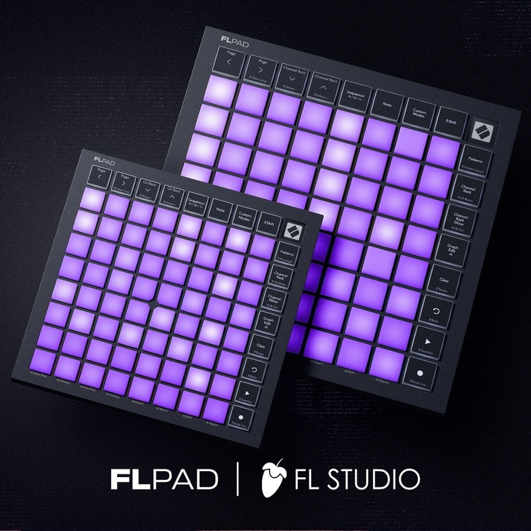 Deux contrôleurs MIDI FLPAD noirs avec une grille de pads rétroéclairés en violet, présentés en perspective sur un fond sombre.